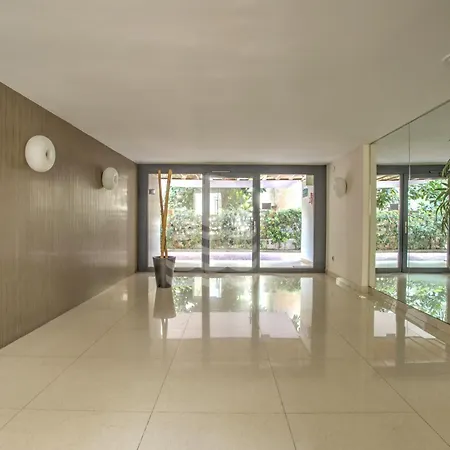 Maritim Navy Sea View Wifi Apartment